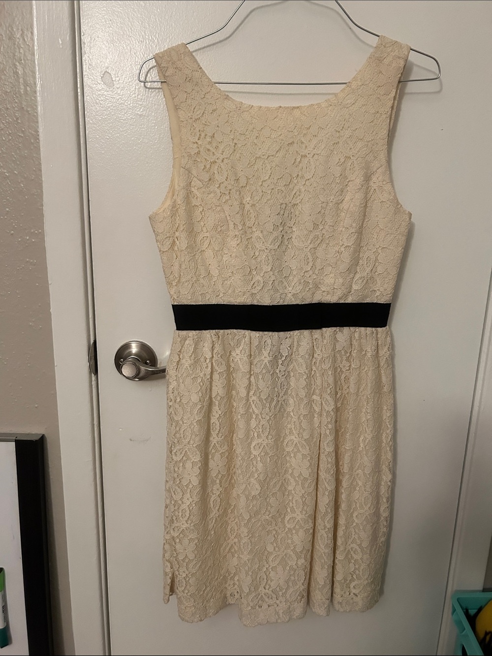 Forever 21 Cream Lace Dress with Black Waistband